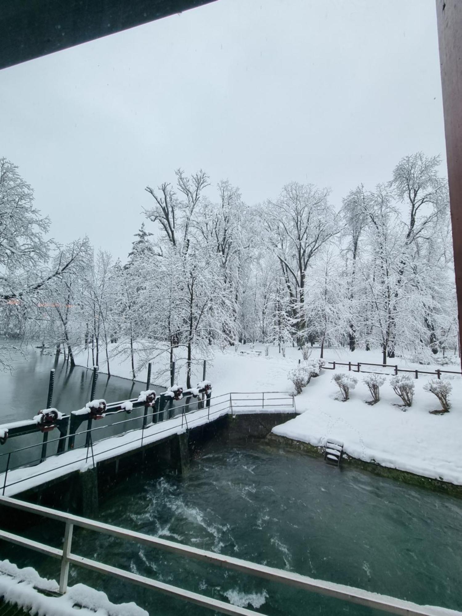 Hotel Paviljon Bihać Екстериор снимка