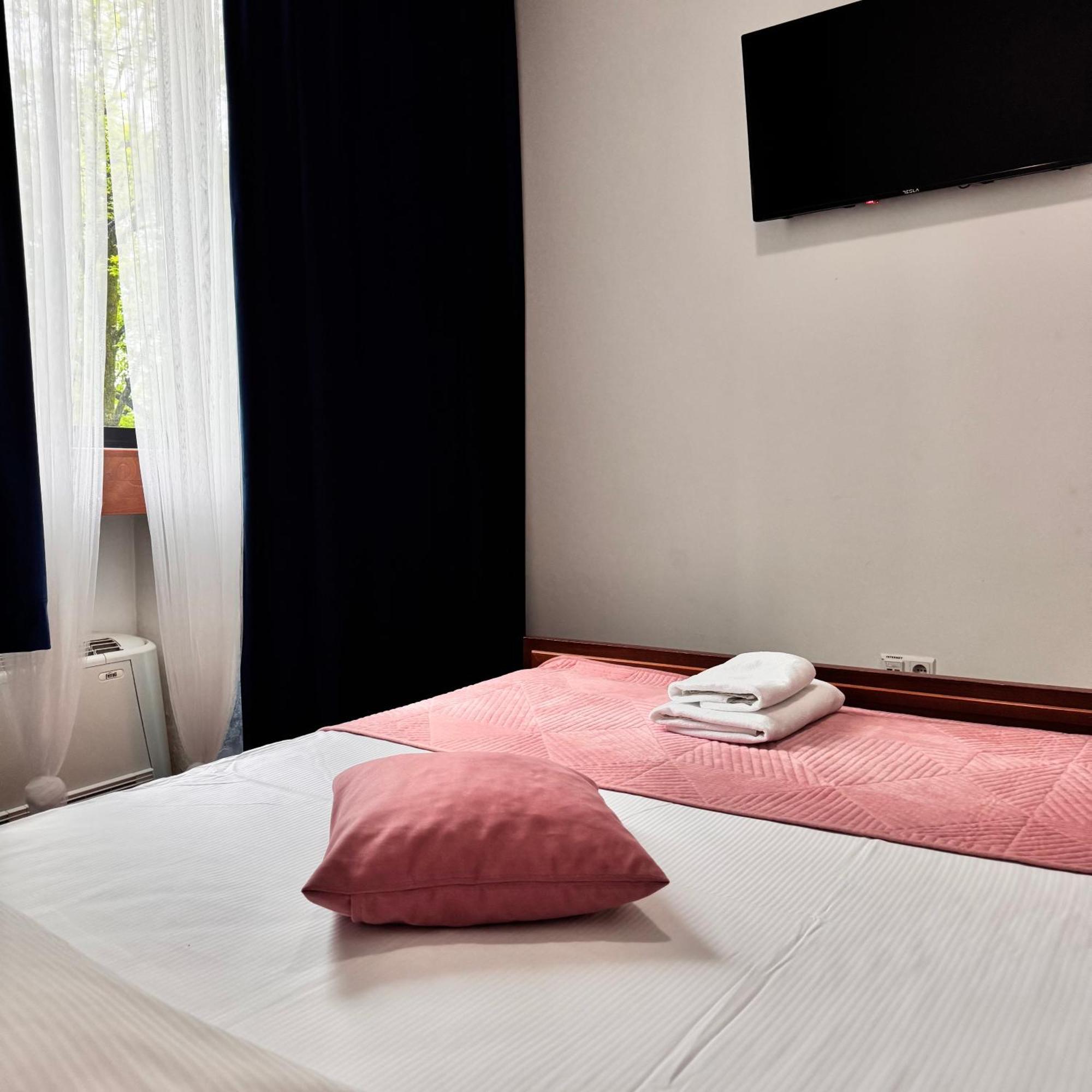 Hotel Paviljon Bihać Екстериор снимка