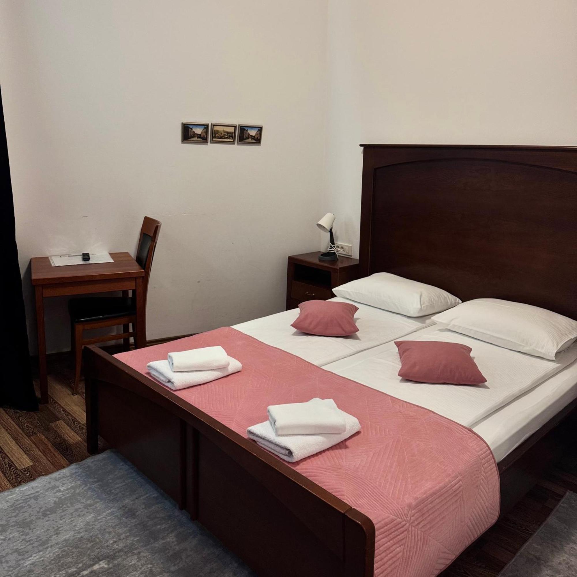 Hotel Paviljon Bihać Екстериор снимка