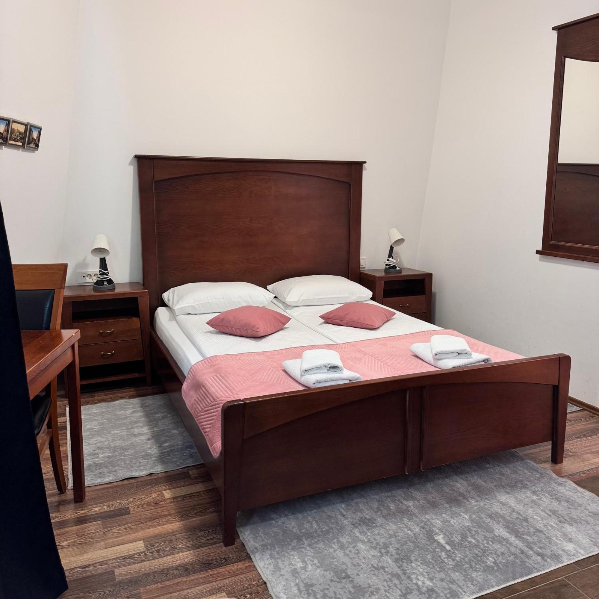 Hotel Paviljon Bihać Екстериор снимка
